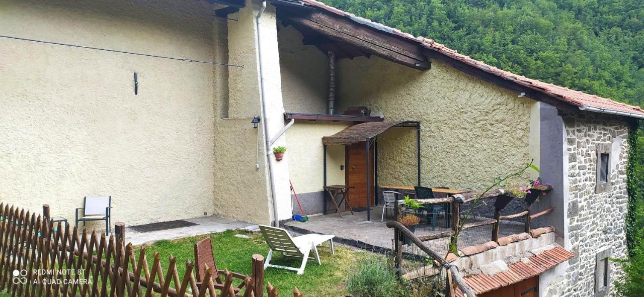 Affittacamere La casa nel bosco-senza auto Ponte della Venturina Esterno foto